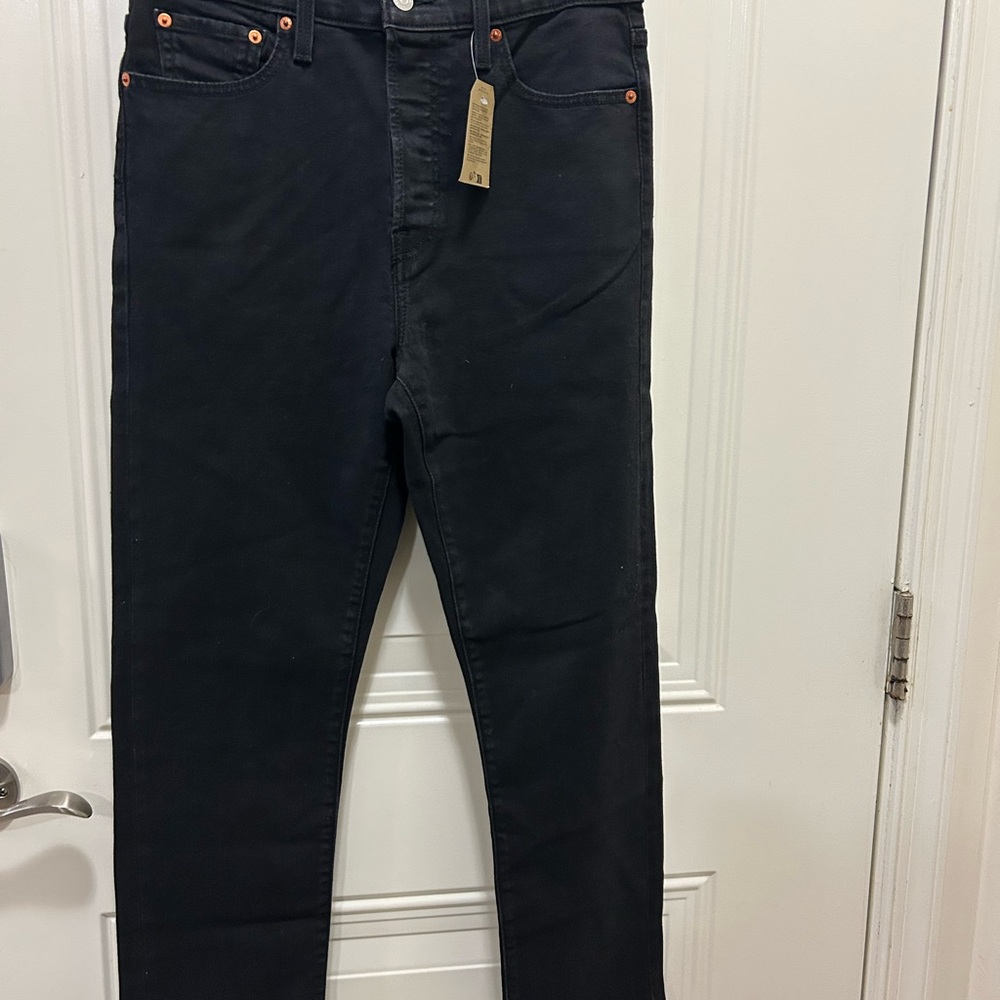 Levi's Dark Blue Skinny Jeans - NWT. 31x28